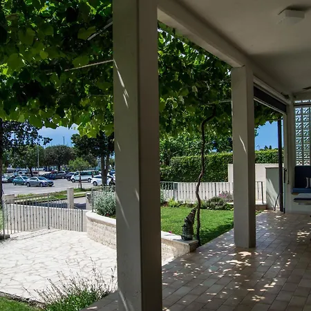 Derossi Apartment Umag